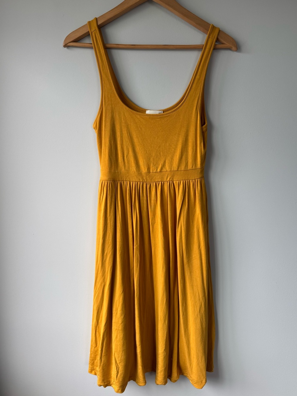 (S) Wilfred Mustard Yellow Scoop-Neck Midi Dress